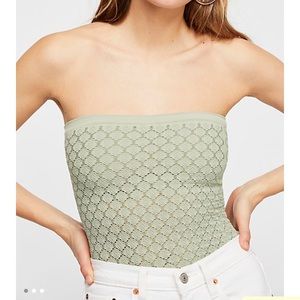 HOST PICK 💓💓 Free people honey textured tube top